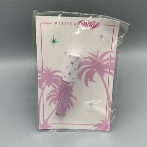 This item has moved to a bundle listing … 
Petite n Pretty 10k shine lip gloss